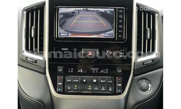 Buy Import Toyota Land Cruiser White Car in Import - Dubai in Clarendon Buy Import Toyota Land Cruiser White Car in Import - Dubai in Clarendon