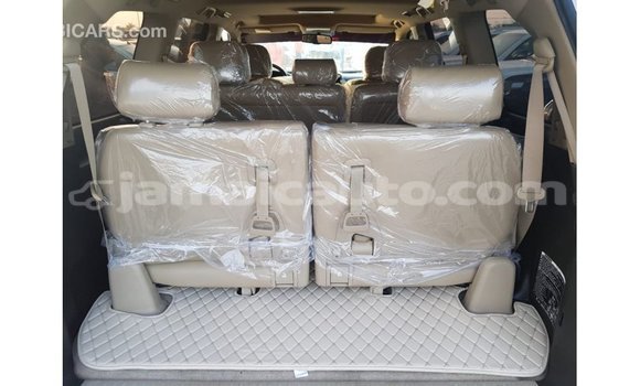 Acheter Import Voiture Toyota Land Cruiser Autre à Import - Dubai, Clarendon Acheter Import Voiture Toyota Land Cruiser Autre à Import - Dubai, Clarendon