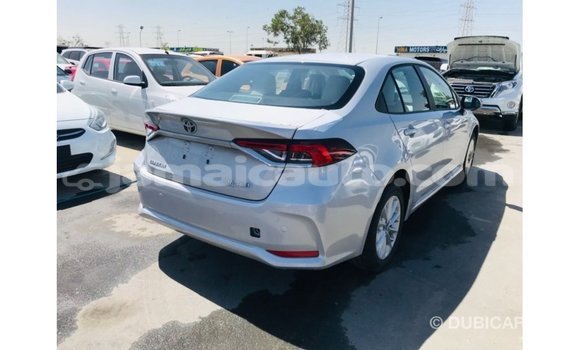 Acheter Import Voiture Toyota Corolla Blanc à Import - Dubai, Clarendon Acheter Import Voiture Toyota Corolla Blanc à Import - Dubai, Clarendon