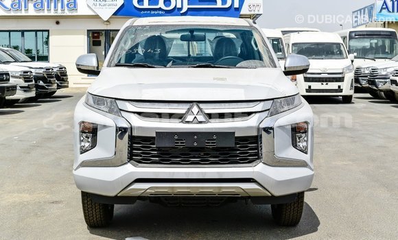 Buy Import Mitsubishi L200 White Car in Import - Dubai in Clarendon Buy Import Mitsubishi L200 White Car in Import - Dubai in Clarendon