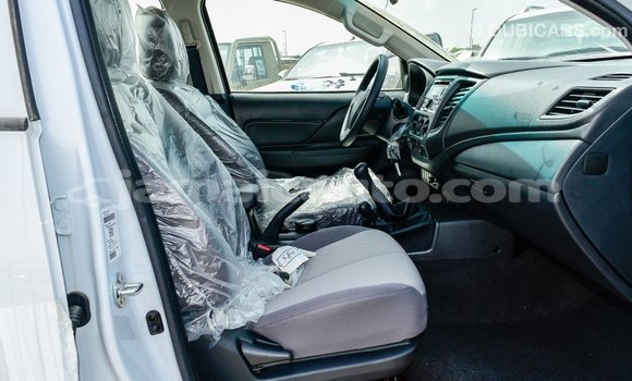 Buy Import Mitsubishi L200 White Car in Import - Dubai in Clarendon Buy Import Mitsubishi L200 White Car in Import - Dubai in Clarendon