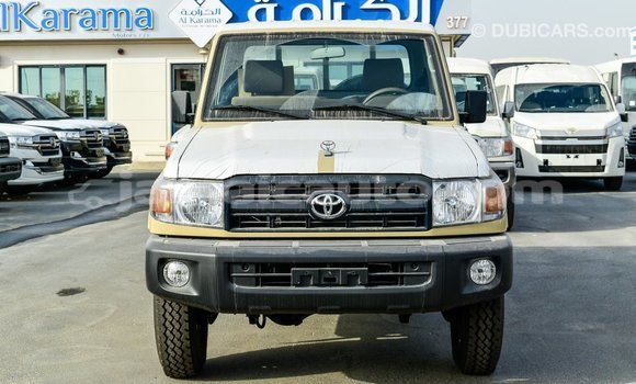 Buy Import Toyota Land Cruiser Beige Car in Import - Dubai in Clarendon Buy Import Toyota Land Cruiser Beige Car in Import - Dubai in Clarendon