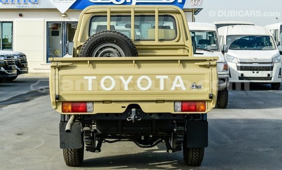 Buy Import Toyota Land Cruiser Beige Car in Import - Dubai in Clarendon Buy Import Toyota Land Cruiser Beige Car in Import - Dubai in Clarendon
