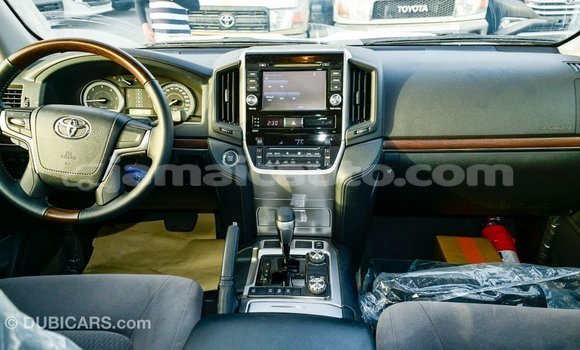 Buy Import Toyota Land Cruiser White Car in Import - Dubai in Clarendon Buy Import Toyota Land Cruiser White Car in Import - Dubai in Clarendon