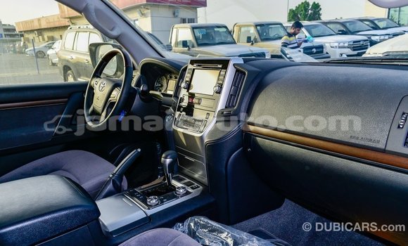 Buy Import Toyota Land Cruiser White Car in Import - Dubai in Clarendon Buy Import Toyota Land Cruiser White Car in Import - Dubai in Clarendon