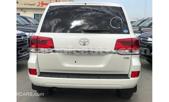 Buy Import Toyota Land Cruiser White Car in Import - Dubai in Clarendon Buy Import Toyota Land Cruiser White Car in Import - Dubai in Clarendon