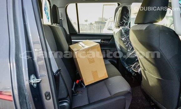 Buy Import Toyota Hilux Other Car in Import - Dubai in Clarendon Buy Import Toyota Hilux Other Car in Import - Dubai in Clarendon