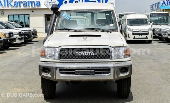 Buy Import Toyota Land Cruiser White Car in Import - Dubai in Clarendon Buy Import Toyota Land Cruiser White Car in Import - Dubai in Clarendon