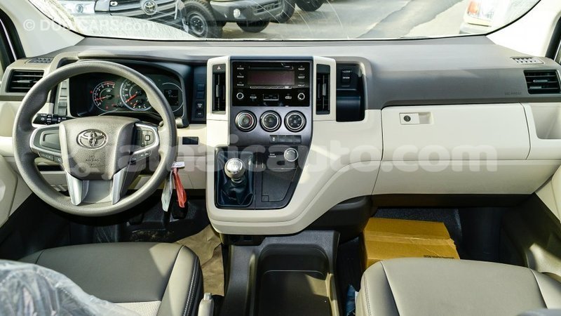 Big with watermark toyota hiace clarendon import dubai 2775