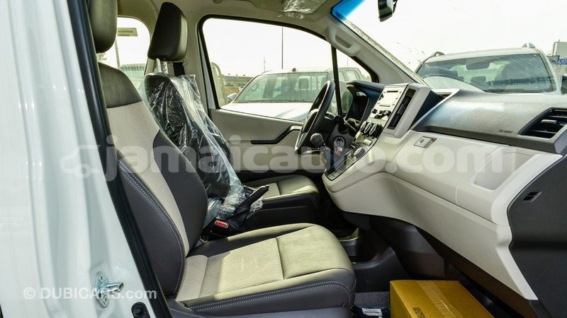 Big with watermark toyota hiace clarendon import dubai 2775