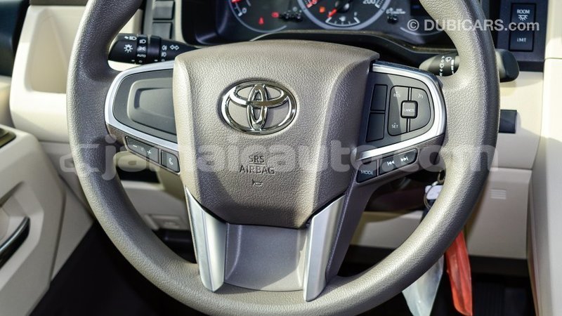 Big with watermark toyota hiace clarendon import dubai 2775