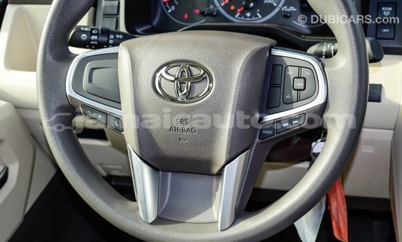 Buy Import Toyota Hiace White Car in Import - Dubai in Clarendon Buy Import Toyota Hiace White Car in Import - Dubai in Clarendon