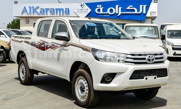Buy Import Toyota Hilux White Car in Import - Dubai in Clarendon Buy Import Toyota Hilux White Car in Import - Dubai in Clarendon