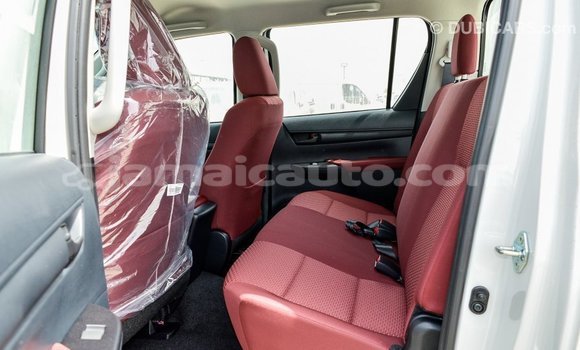 Buy Import Toyota Hilux White Car in Import - Dubai in Clarendon Buy Import Toyota Hilux White Car in Import - Dubai in Clarendon