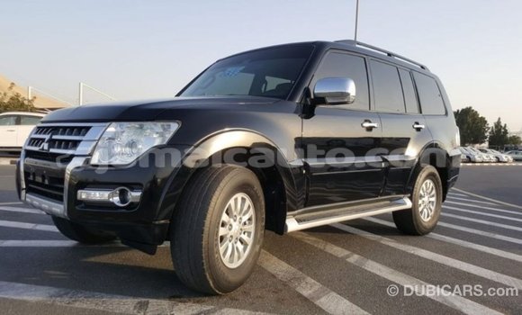 Acheter Import Voiture Mitsubishi Pajero Noir à Import - Dubai, Clarendon Acheter Import Voiture Mitsubishi Pajero Noir à Import - Dubai, Clarendon