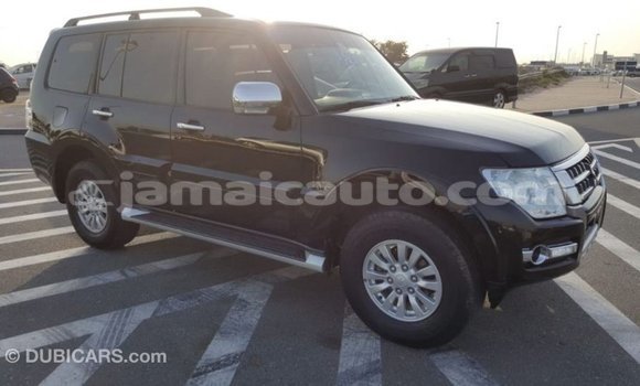 Acheter Import Voiture Mitsubishi Pajero Noir à Import - Dubai, Clarendon Acheter Import Voiture Mitsubishi Pajero Noir à Import - Dubai, Clarendon