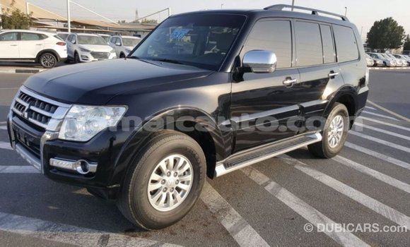 Acheter Import Voiture Mitsubishi Pajero Noir à Import - Dubai, Clarendon Acheter Import Voiture Mitsubishi Pajero Noir à Import - Dubai, Clarendon