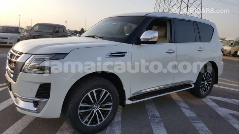 Big with watermark nissan patrol clarendon import dubai 2780