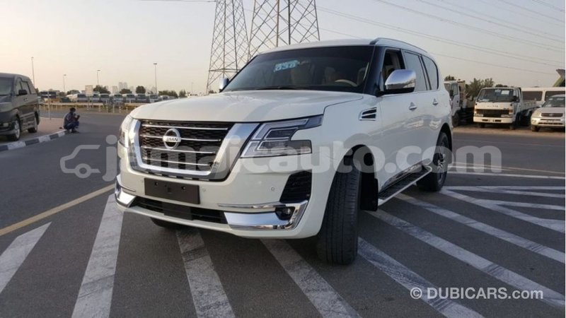 Big with watermark nissan patrol clarendon import dubai 2780