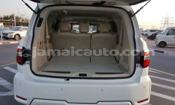 Acheter Import Voiture Nissan Patrol Blanc à Import - Dubai, Clarendon Acheter Import Voiture Nissan Patrol Blanc à Import - Dubai, Clarendon
