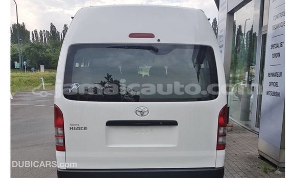 Acheter Import Voiture Toyota Hiace Blanc à Import - Dubai, Clarendon Acheter Import Voiture Toyota Hiace Blanc à Import - Dubai, Clarendon