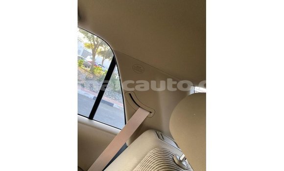 Buy Import Toyota 4Runner White Car in Import - Dubai in Clarendon Buy Import Toyota 4Runner White Car in Import - Dubai in Clarendon