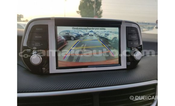 Acheter Import Voiture Hyundai Tucson Rouge à Import - Dubai, Clarendon Acheter Import Voiture Hyundai Tucson Rouge à Import - Dubai, Clarendon