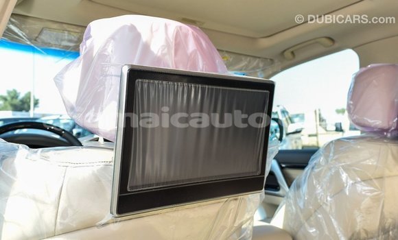 Buy Import Toyota Land Cruiser White Car in Import - Dubai in Clarendon Buy Import Toyota Land Cruiser White Car in Import - Dubai in Clarendon