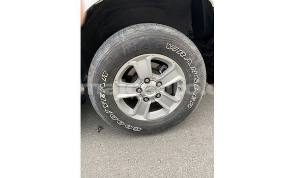 Buy Import Toyota Sequoia White Car in Import - Dubai in Clarendon Buy Import Toyota Sequoia White Car in Import - Dubai in Clarendon