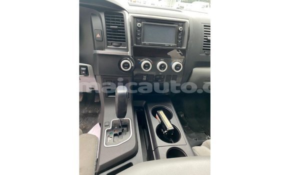 Buy Import Toyota Sequoia White Car in Import - Dubai in Clarendon Buy Import Toyota Sequoia White Car in Import - Dubai in Clarendon