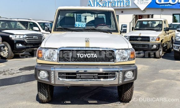 Buy Import Toyota Land Cruiser Beige Car in Import - Dubai in Clarendon Buy Import Toyota Land Cruiser Beige Car in Import - Dubai in Clarendon