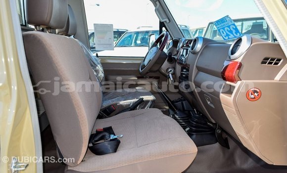 Buy Import Toyota Land Cruiser Beige Car in Import - Dubai in Clarendon Buy Import Toyota Land Cruiser Beige Car in Import - Dubai in Clarendon