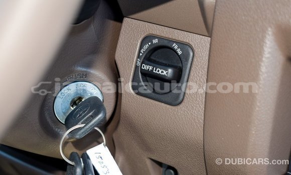 Buy Import Toyota Land Cruiser Beige Car in Import - Dubai in Clarendon Buy Import Toyota Land Cruiser Beige Car in Import - Dubai in Clarendon