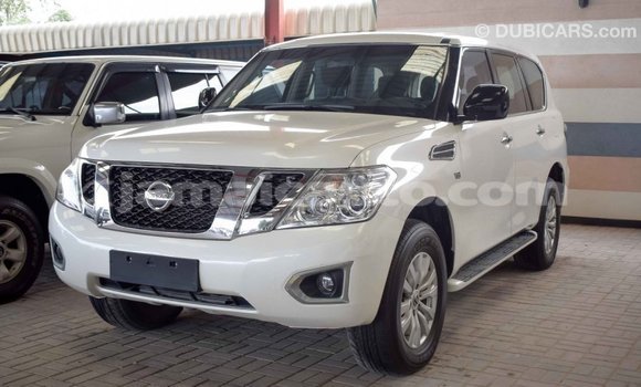 Buy Import Nissan Patrol White Car in Import - Dubai in Clarendon Buy Import Nissan Patrol White Car in Import - Dubai in Clarendon