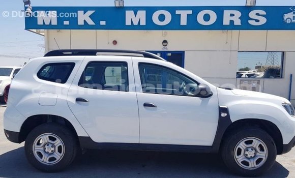 Acheter Import Voiture Renault Duster Blanc à Import - Dubai, Clarendon Acheter Import Voiture Renault Duster Blanc à Import - Dubai, Clarendon