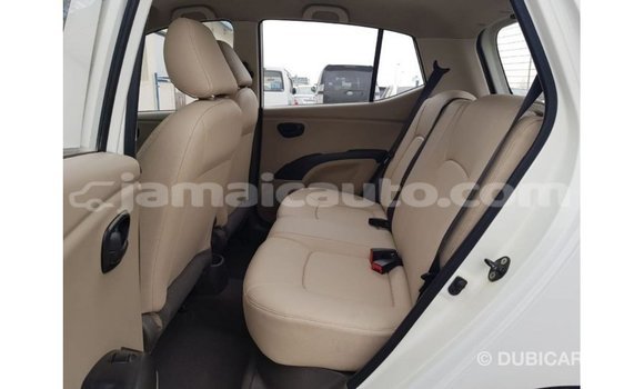 Acheter Import Voiture Hyundai i10 Blanc à Import - Dubai, Clarendon Acheter Import Voiture Hyundai i10 Blanc à Import - Dubai, Clarendon