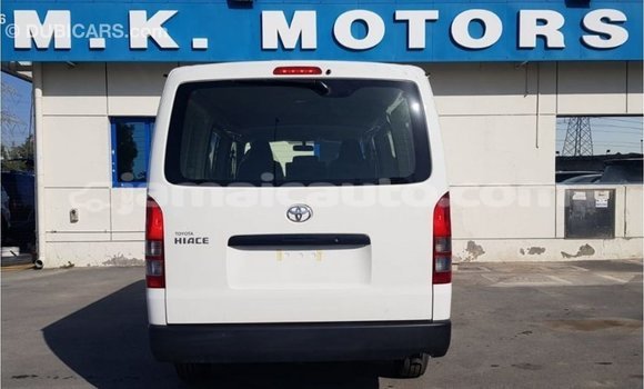 Acheter Import Voiture Toyota Hiace Blanc à Import - Dubai, Clarendon Acheter Import Voiture Toyota Hiace Blanc à Import - Dubai, Clarendon