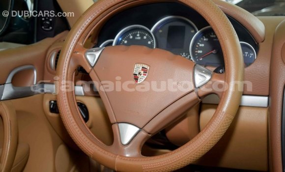 Buy Import Porsche Cayenne Green Car in Import - Dubai in Clarendon Buy Import Porsche Cayenne Green Car in Import - Dubai in Clarendon