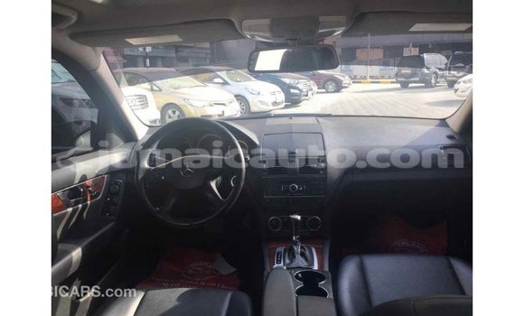 Buy Import Mercedes-Benz 190 (W201) Black Car in Import - Dubai in Clarendon Buy Import Mercedes-Benz 190 (W201) Black Car in Import - Dubai in Clarendon
