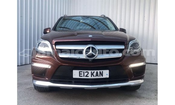 Buy Import Mercedes-Benz 190 (W201) Red Car in Import - Dubai in Clarendon Buy Import Mercedes-Benz 190 (W201) Red Car in Import - Dubai in Clarendon