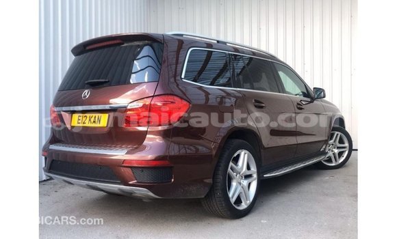 Buy Import Mercedes-Benz 190 (W201) Red Car in Import - Dubai in Clarendon Buy Import Mercedes-Benz 190 (W201) Red Car in Import - Dubai in Clarendon