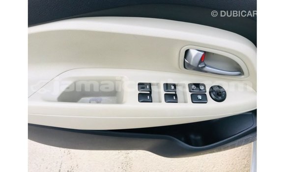Acheter Import Voiture Kia Rio Autre à Import - Dubai, Clarendon Acheter Import Voiture Kia Rio Autre à Import - Dubai, Clarendon