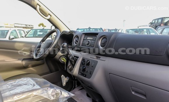 Buy Import Nissan Urvan White Car in Import - Dubai in Clarendon Buy Import Nissan Urvan White Car in Import - Dubai in Clarendon