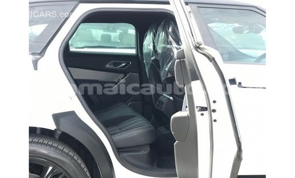 Buy Import Land Rover Range Rover White Car in Import - Dubai in Clarendon Buy Import Land Rover Range Rover White Car in Import - Dubai in Clarendon