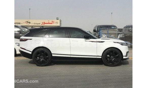 Buy Import Land Rover Range Rover White Car in Import - Dubai in Clarendon Buy Import Land Rover Range Rover White Car in Import - Dubai in Clarendon