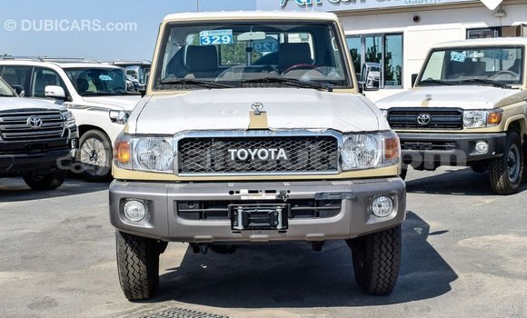 Buy Import Toyota Land Cruiser Beige Car in Import - Dubai in Clarendon Buy Import Toyota Land Cruiser Beige Car in Import - Dubai in Clarendon