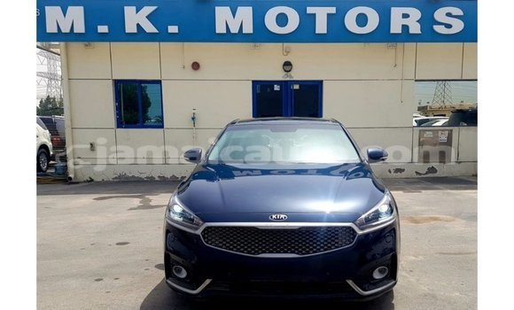 Acheter Import Voiture Kia Cadenza Bleu à Import - Dubai, Clarendon Acheter Import Voiture Kia Cadenza Bleu à Import - Dubai, Clarendon