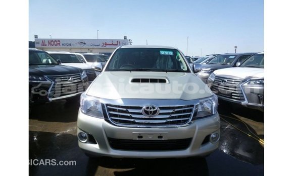 Buy Import Toyota Hilux Other Car in Import - Dubai in Clarendon Buy Import Toyota Hilux Other Car in Import - Dubai in Clarendon