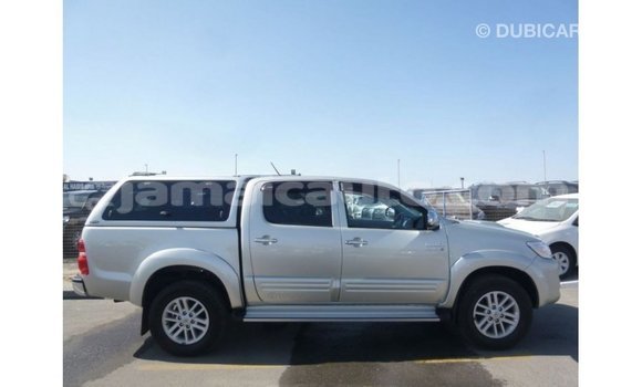 Buy Import Toyota Hilux Other Car in Import - Dubai in Clarendon Buy Import Toyota Hilux Other Car in Import - Dubai in Clarendon
