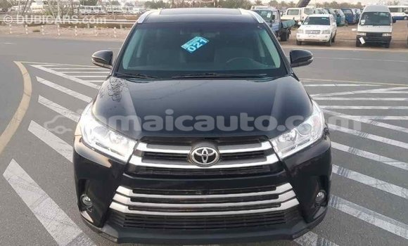 Acheter Import Voiture Toyota Highlander Noir à Import - Dubai, Clarendon Acheter Import Voiture Toyota Highlander Noir à Import - Dubai, Clarendon